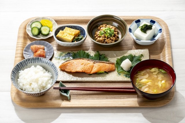 矯正中でも食べやすい和食の献立